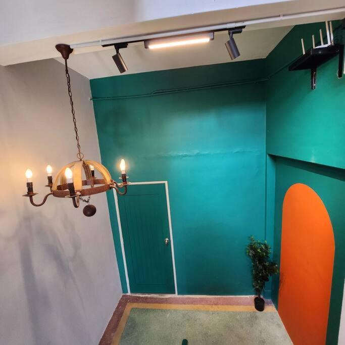Town Centre-retro 4pax Apartment