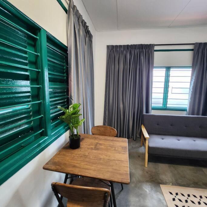 Apartment Town Centre-retro 4pax *