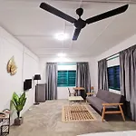 Ipoh Town Centre-Retro 4Pax